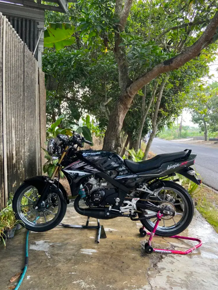 Kawasaki Ninia R Upgrade SS TAHUN 2014
