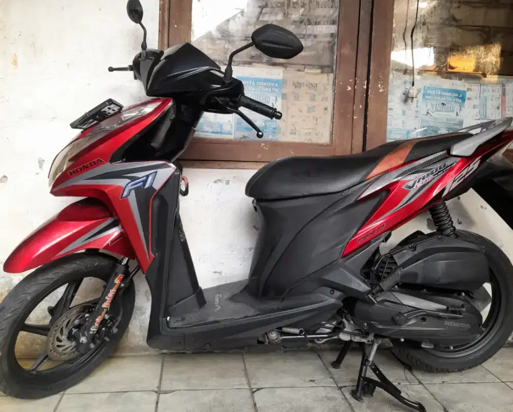 Honda vario 125 old 2014 cbs iss cw asli merah B dki pusat a/n sendiri
