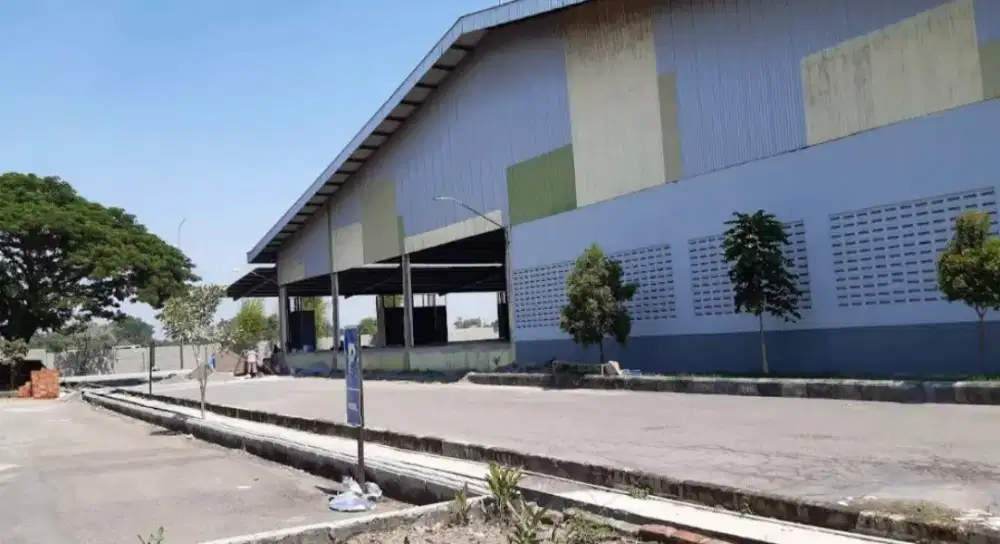 Gudang dan Pabrik Ricemill Aktif 800 ton per hari di Sragen