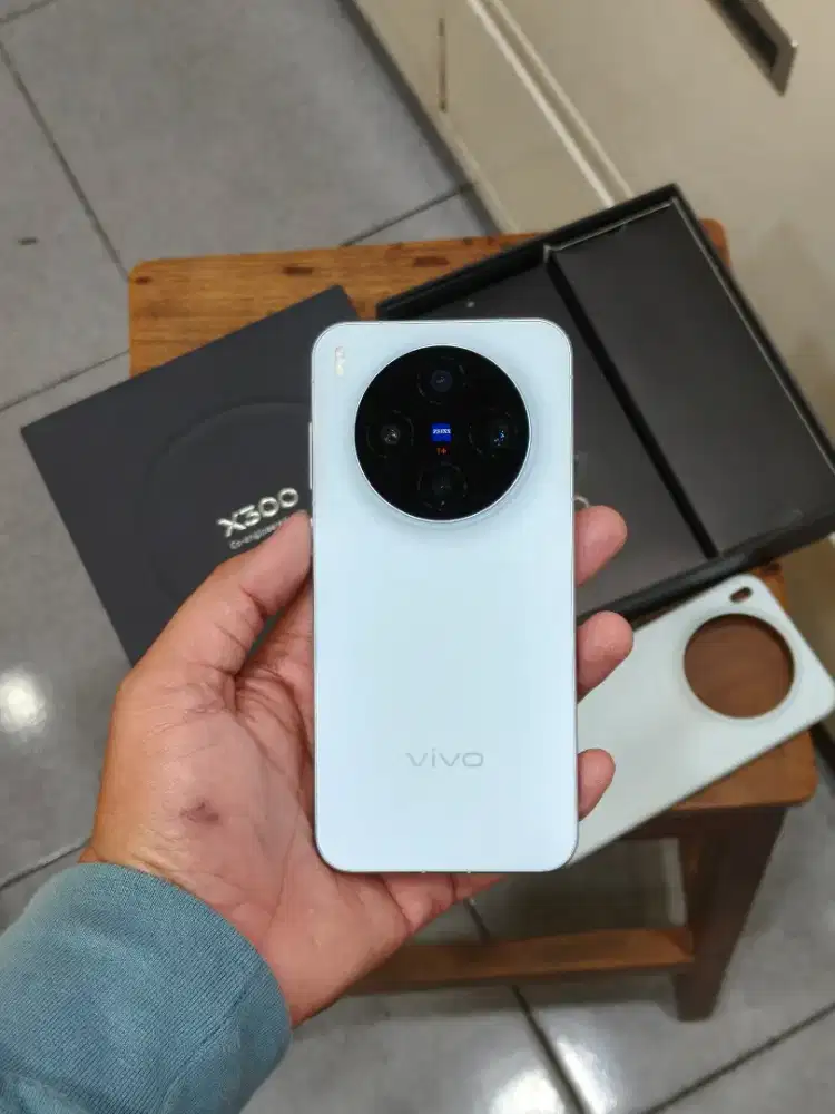 Vivo X300 Ram 12/256Gb Bergaransi Resmi Likenew