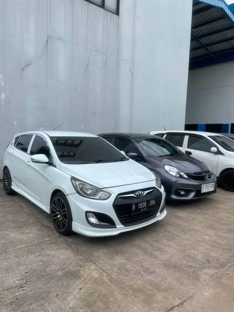 Hyundai Grand Avega 2012 GL AT Putih