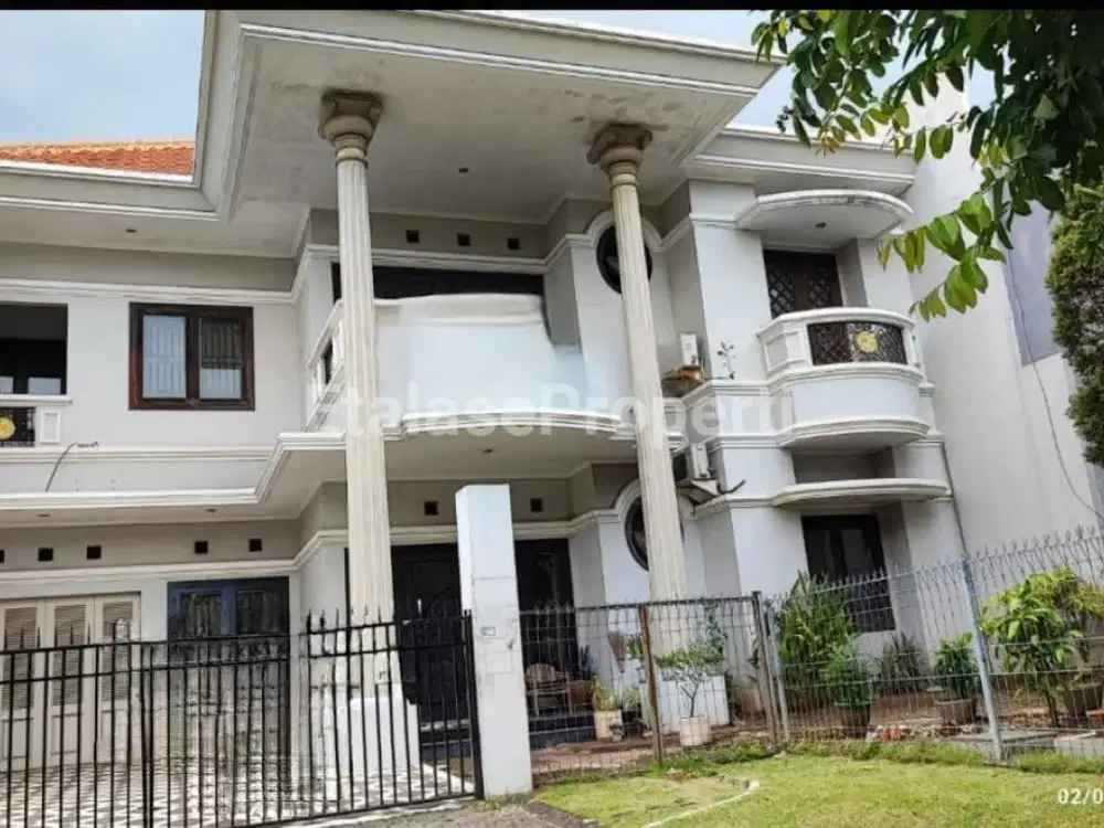 Dijual rumah siap huni graha famili