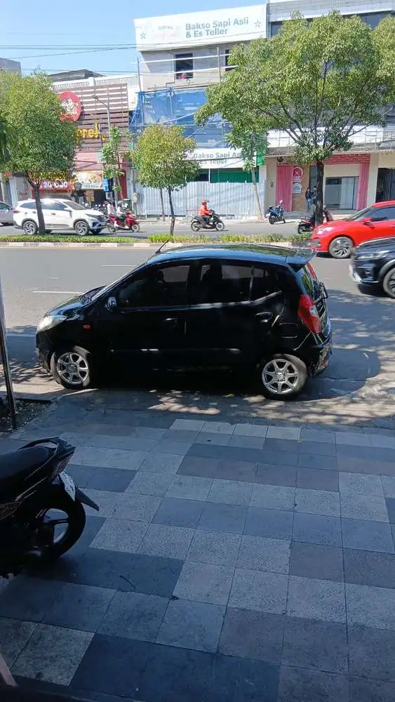 Hyundai Grand i10 2011 Bensin