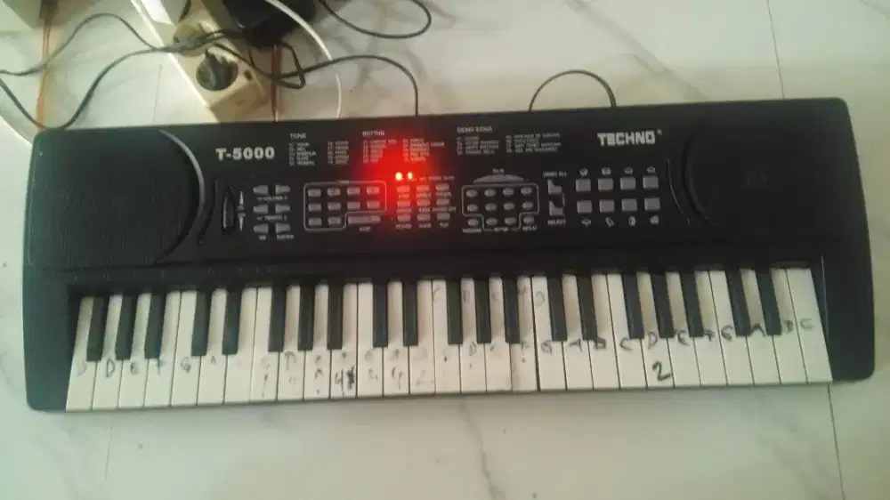 Keyboard piano full normal suara bagus msh mulus