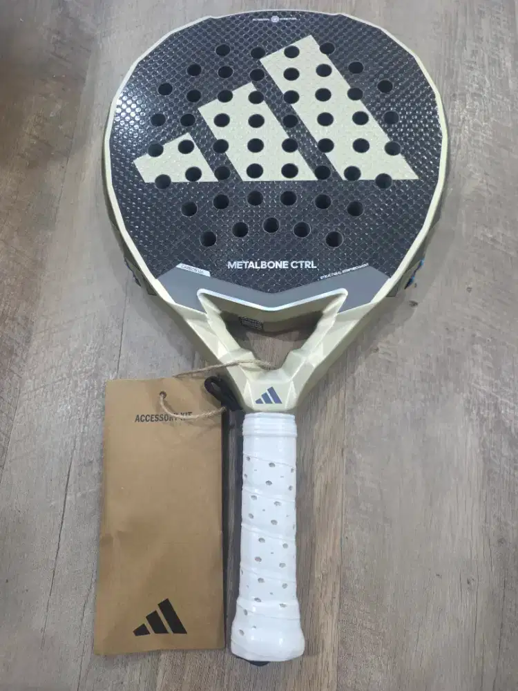 Adidas metalbone ctrl 2025