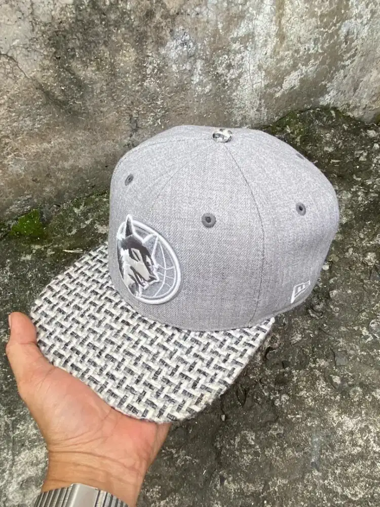 Topi monja snapback second brand