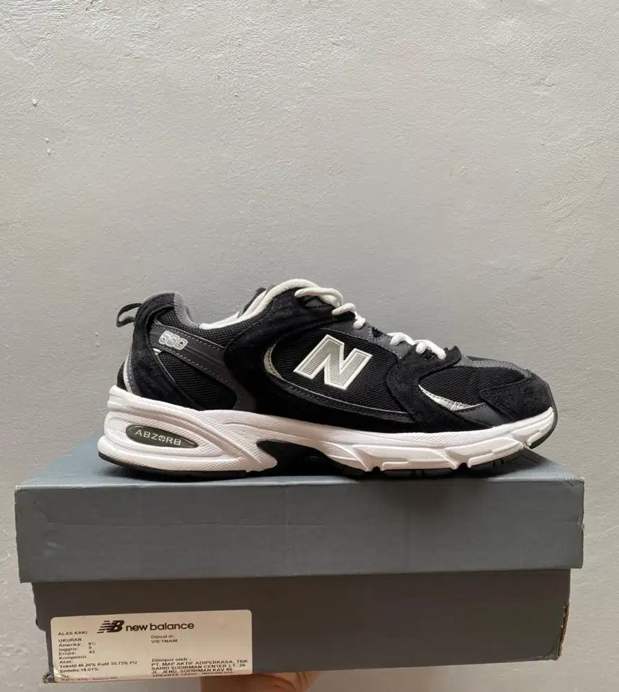 New Balance 530 Black White (MR530CC)