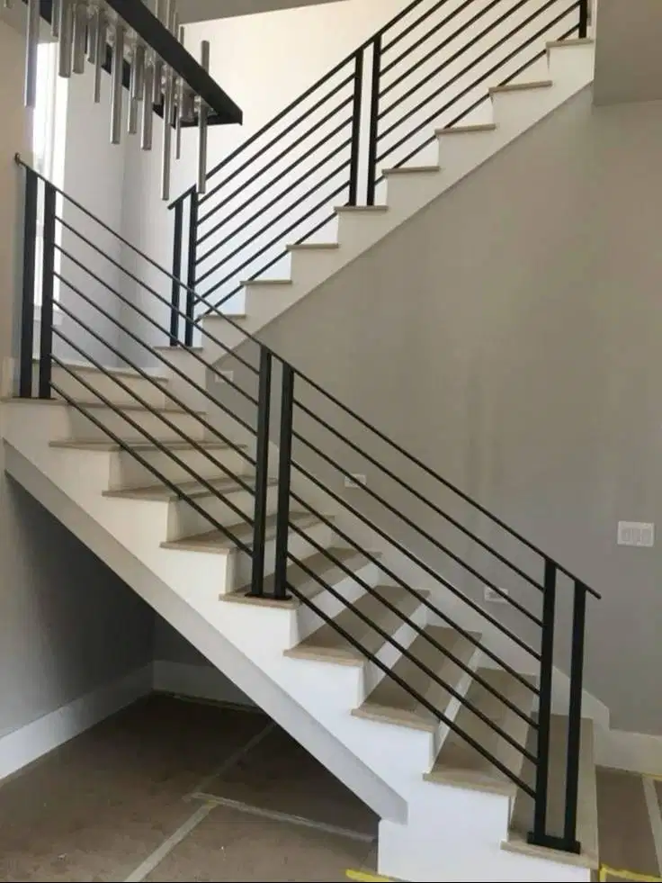 Railing tangga rumah minimalis