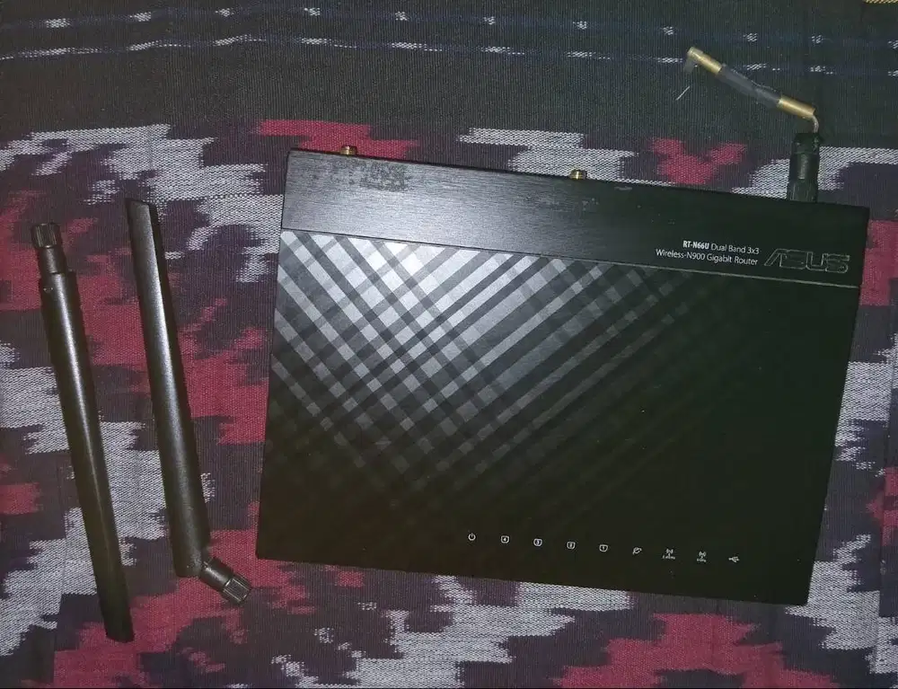 Wireless-N900 Gigabit Router Asus (Second/Bekas)
