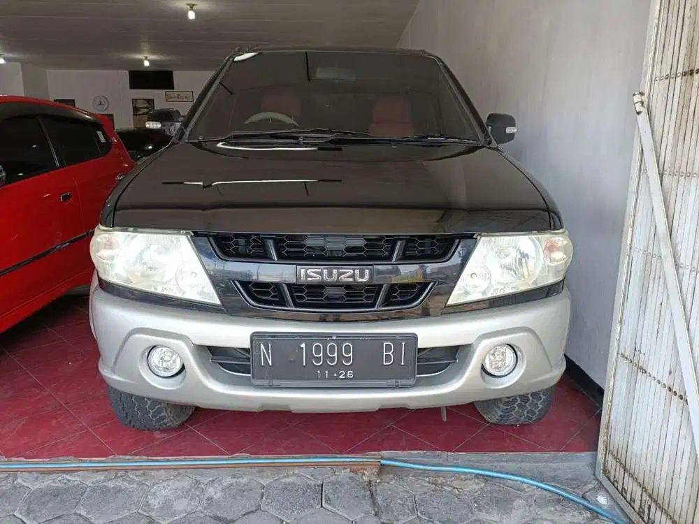 Isuzu Grand touring 2005 Diesel