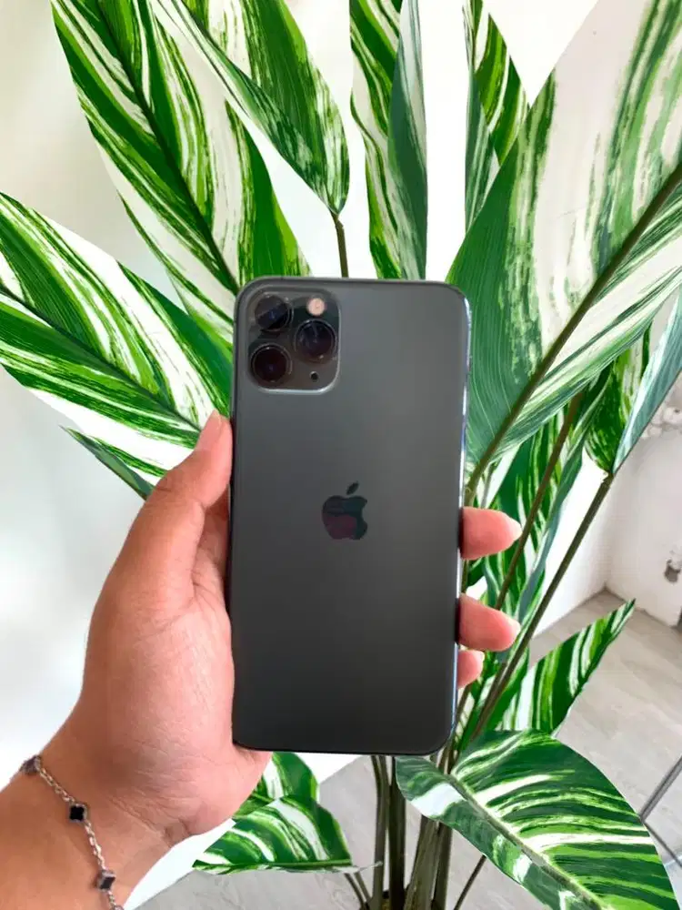 iphone 11 pro 256gb fullset normal mulus no minus