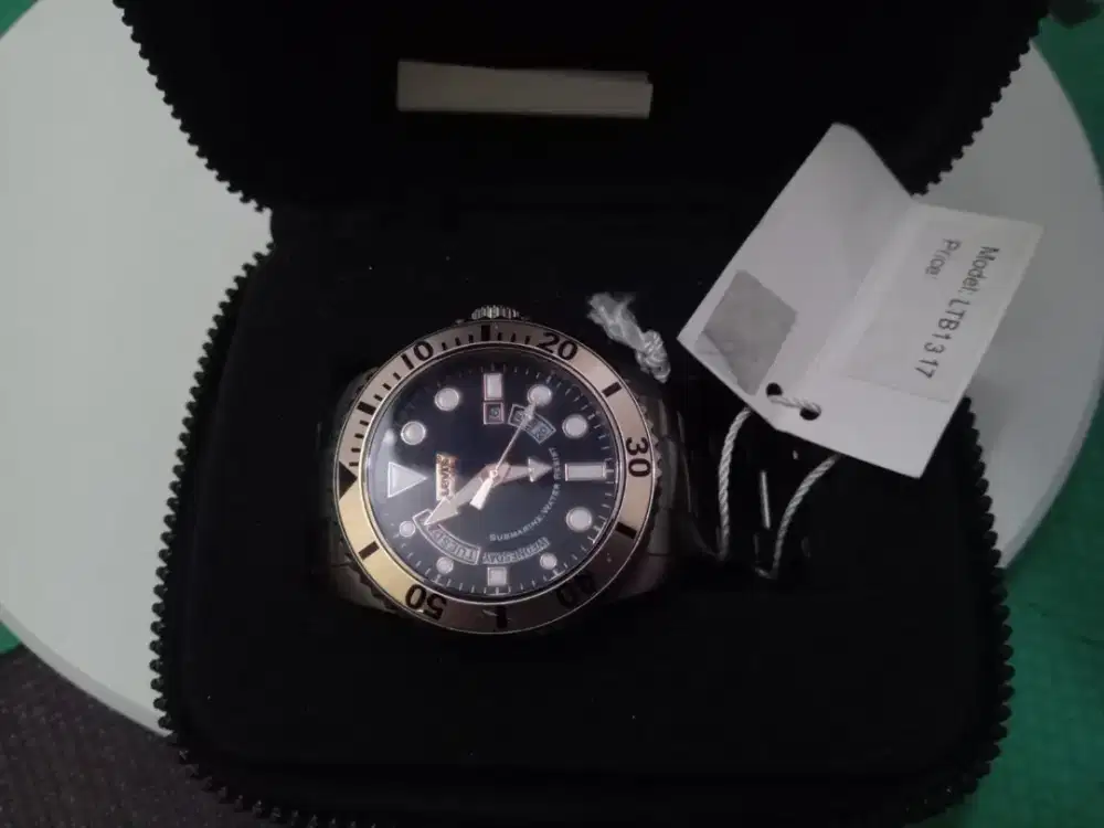 Jam tangan pria