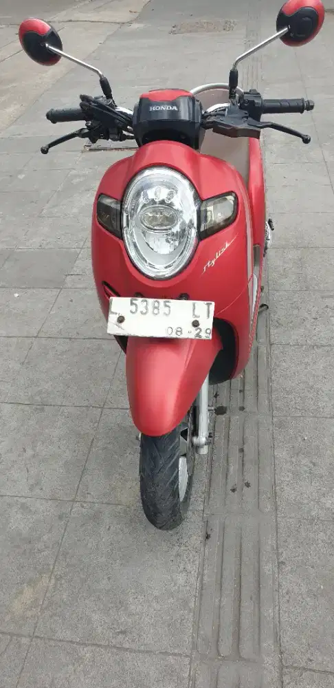 Scoopy Stylish th 2019 mulus pjk baru