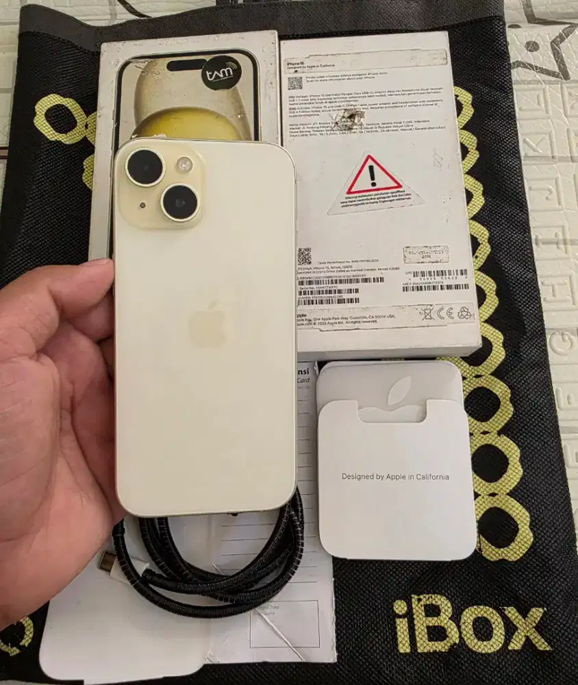 iphone 15 128gb resmi iBox battry health 92% fulset original,istimewa
