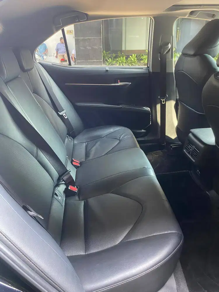 TOYOTA ALL NEW  CAMRY Low km 2.5 V A/T BENSIN KM 16K