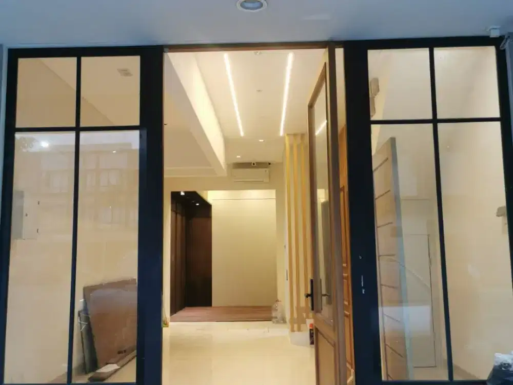 Disewakan Cepat Ruko 3 Lantai Semi Furnished di Northridge Business Center BSD