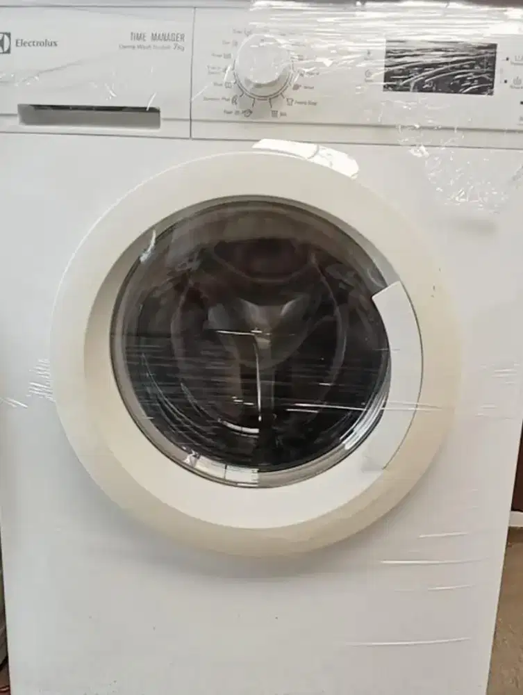 MESIN CUCI ELECTROLUX