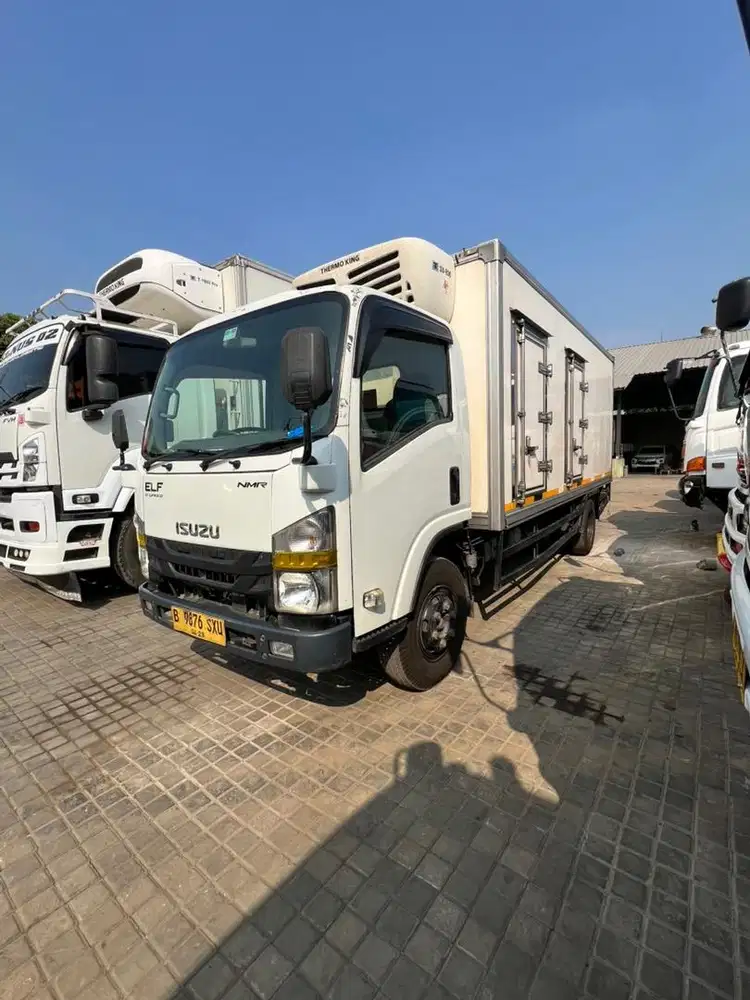 Truk Box Freezer/Thermoking Isuzu NMR 81 Tahun 2022