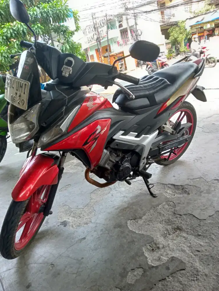 Honda cs1 cc125 low km