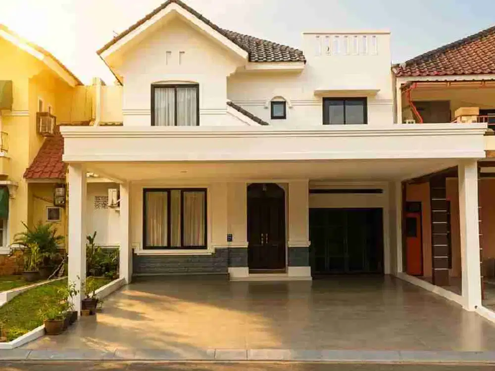 DIJUAL RUMAH MEWAH SIAP HUNI KOTA WISATA