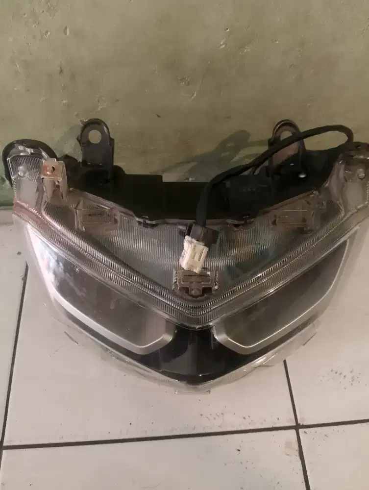 Jual lampu depan nmax new 2021
