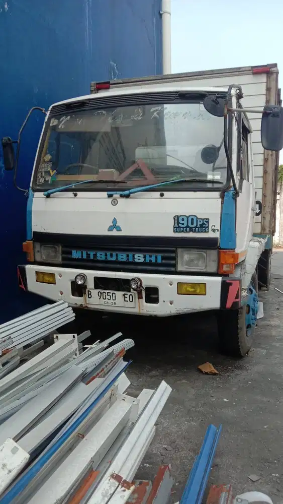 Jual Mobil fuso mitsubishi fm 517 H tahun 2000