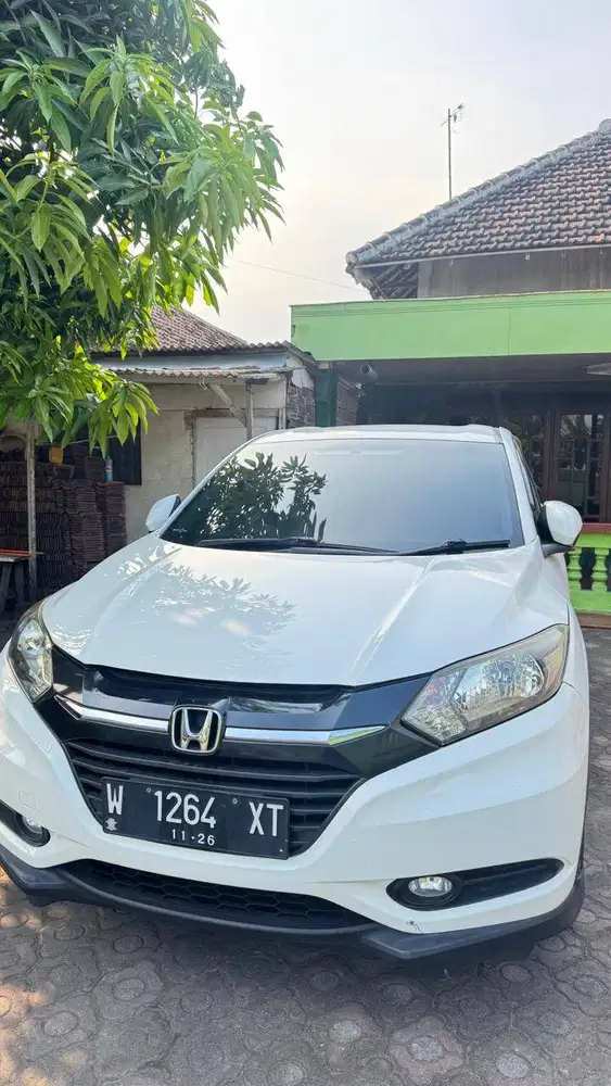 HONDA HRV E 2016 AT PUTIH