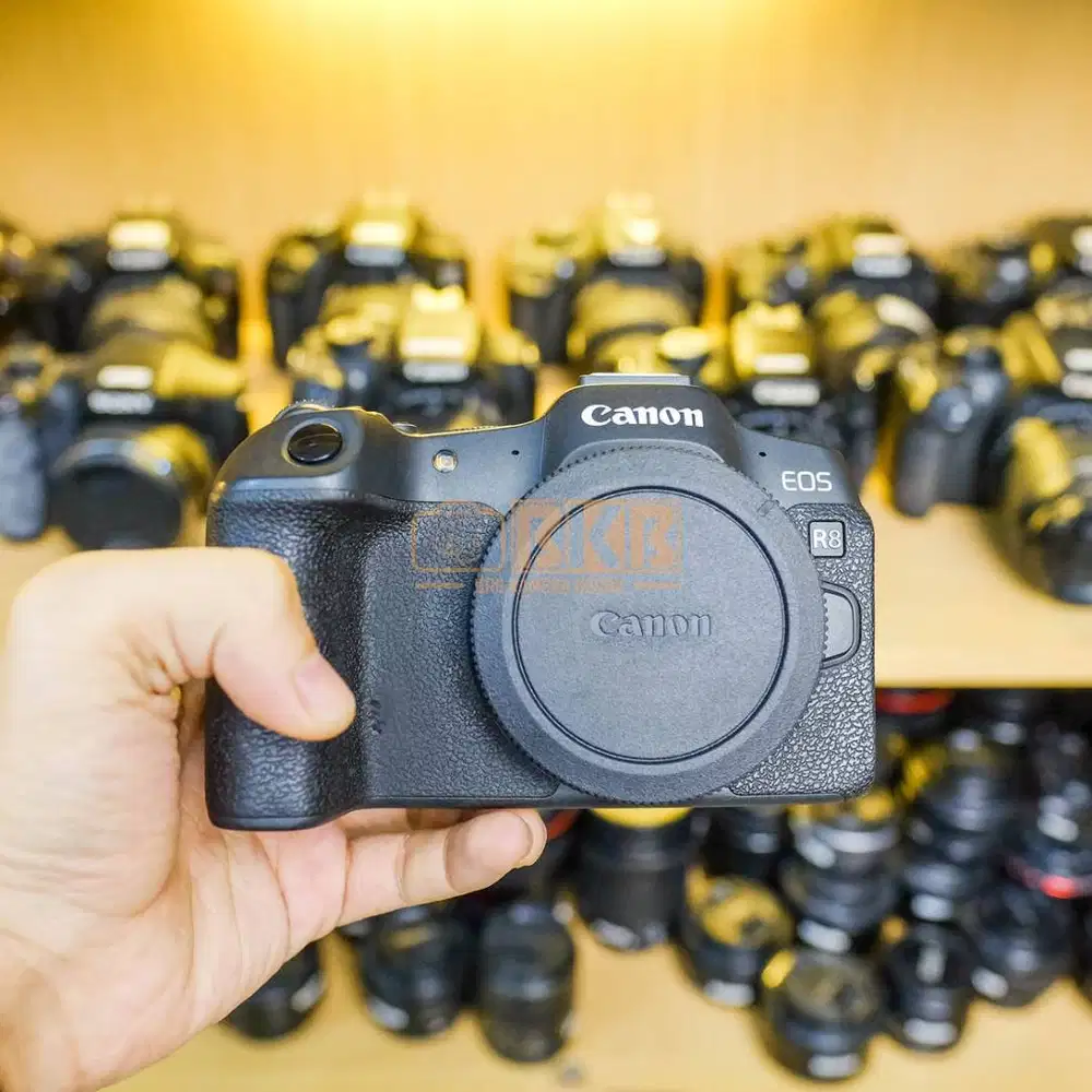 [ Canon EOS R8 Body Only Fullset SC 2RB Mulus ]