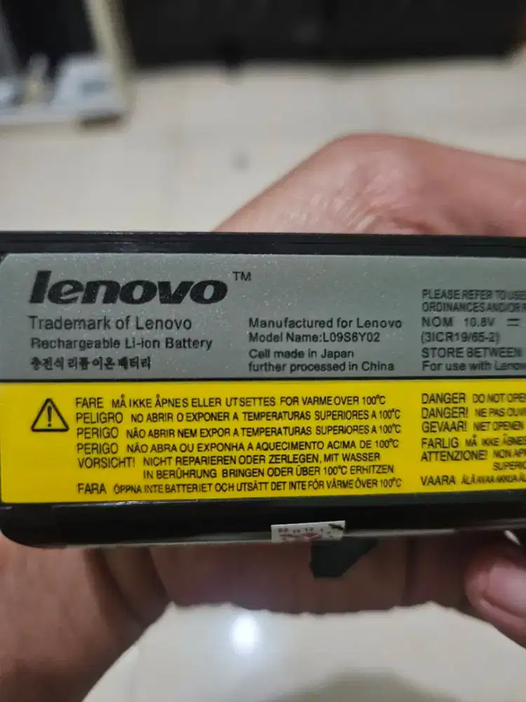 Baterai laptop lenovo z460