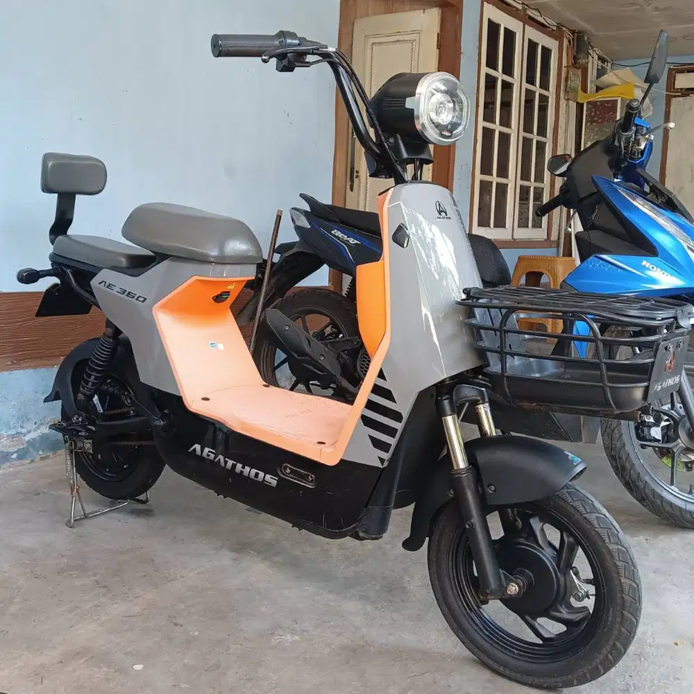 Sepeda Listrik merk Pasific Agathos