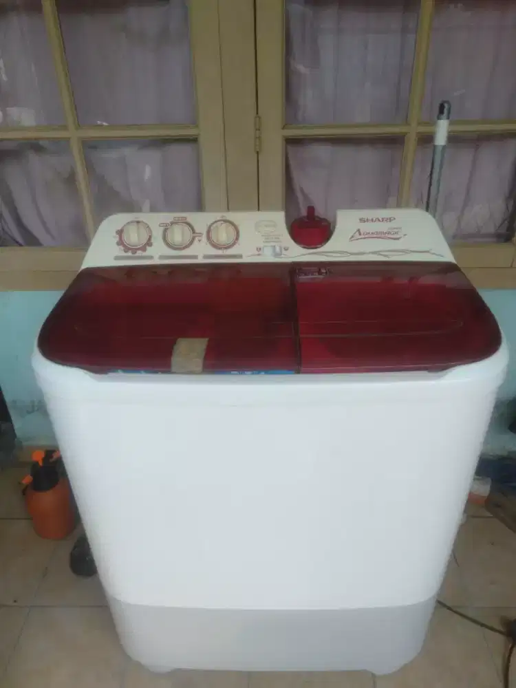 Mesin cuci Sharp