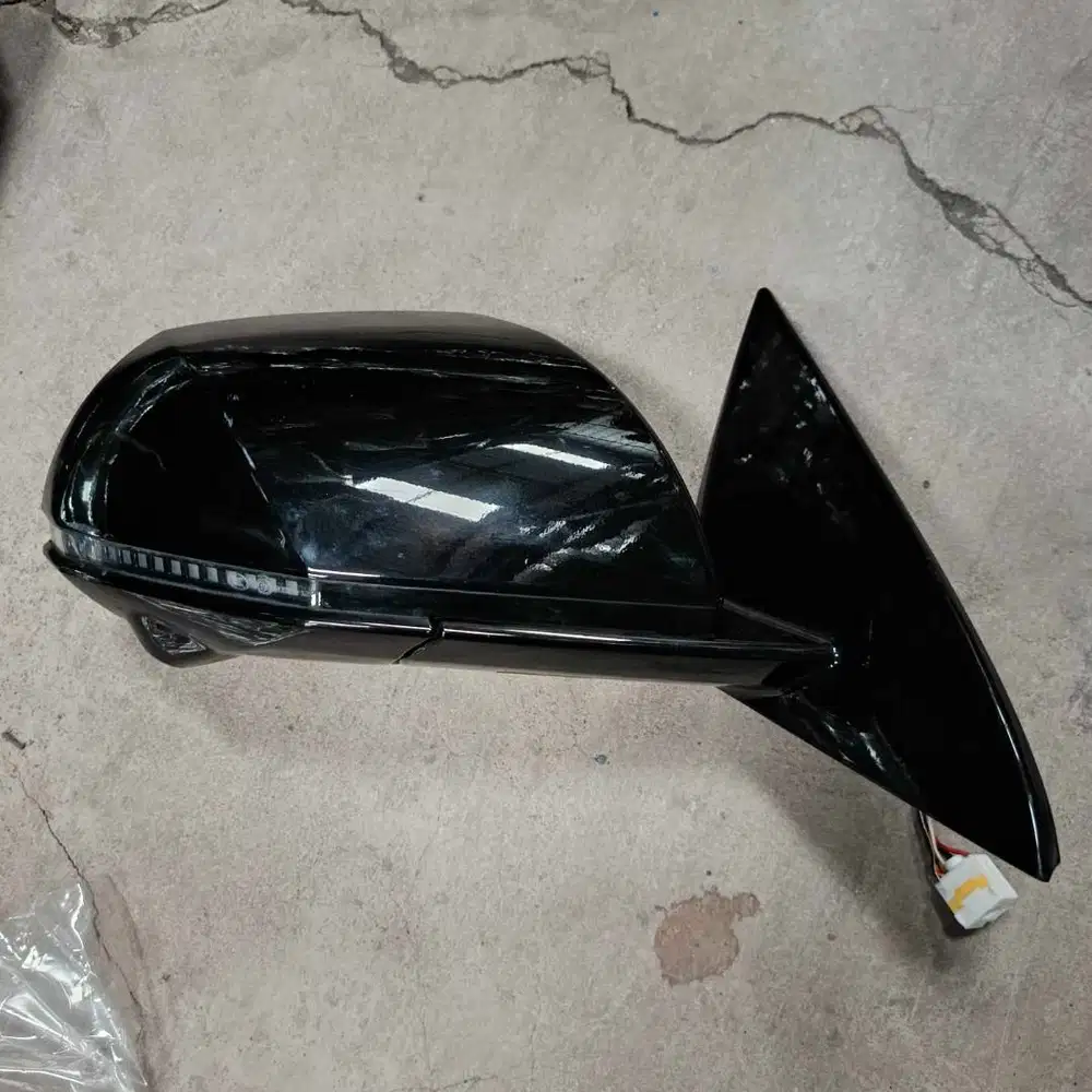SPION KANAN HYUNDAI IONIQ 5 2023, 87620GI150