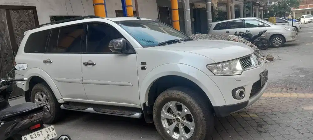Dijual Cepat Pajero Sport 2.5HP (4x2) 5 AT tahun 2012 Kondisi Prima