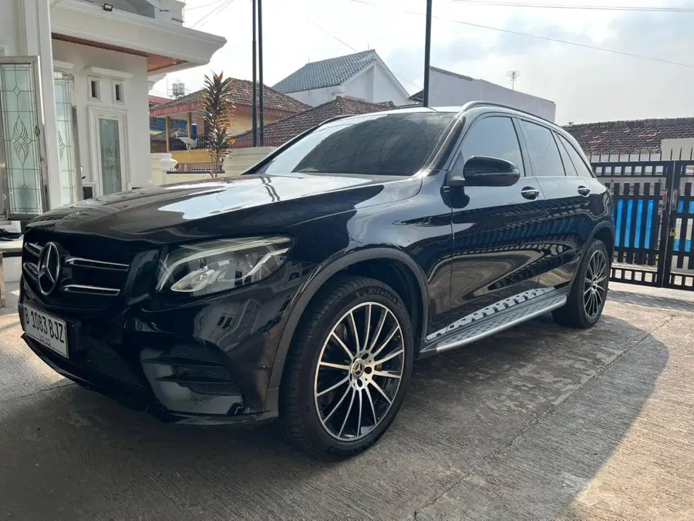 Mercedes-Benz Glc 200 Amg 2019