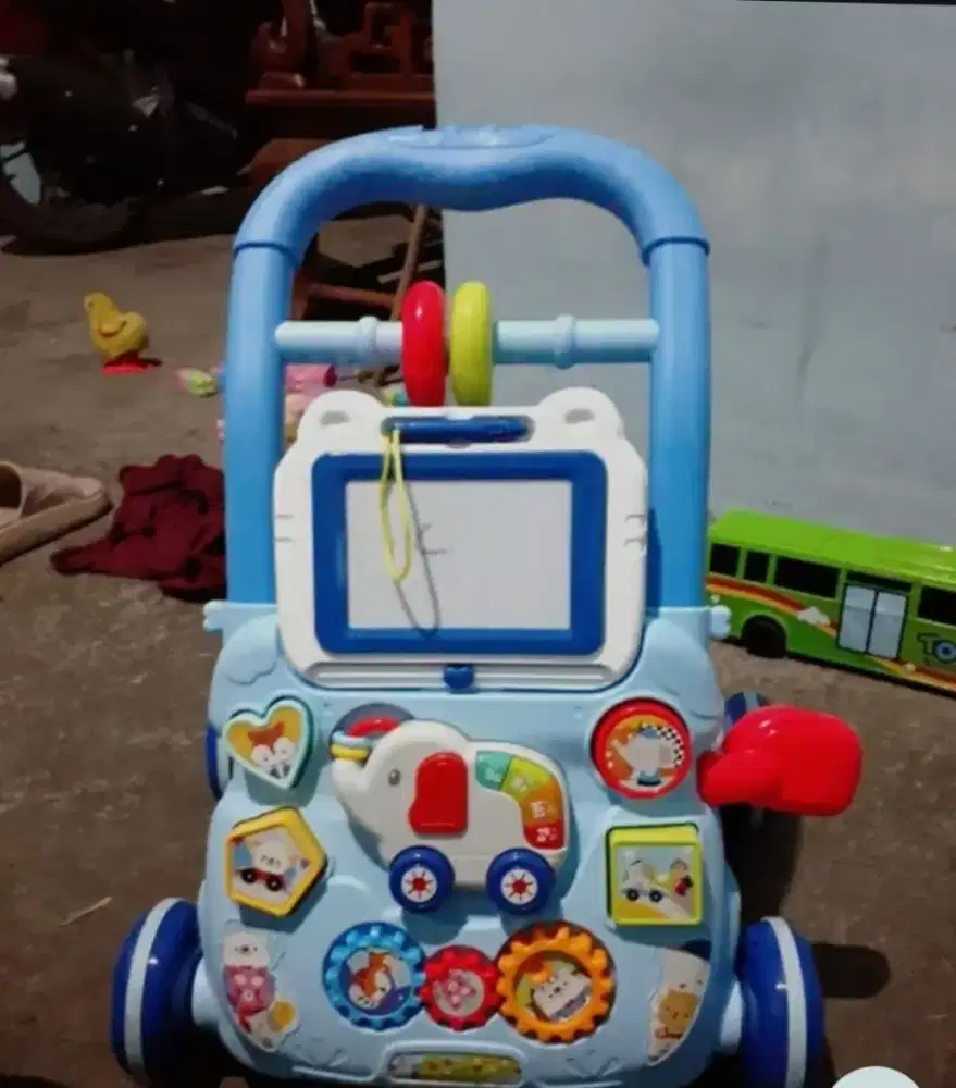 Alat Belajar Jalan Baby