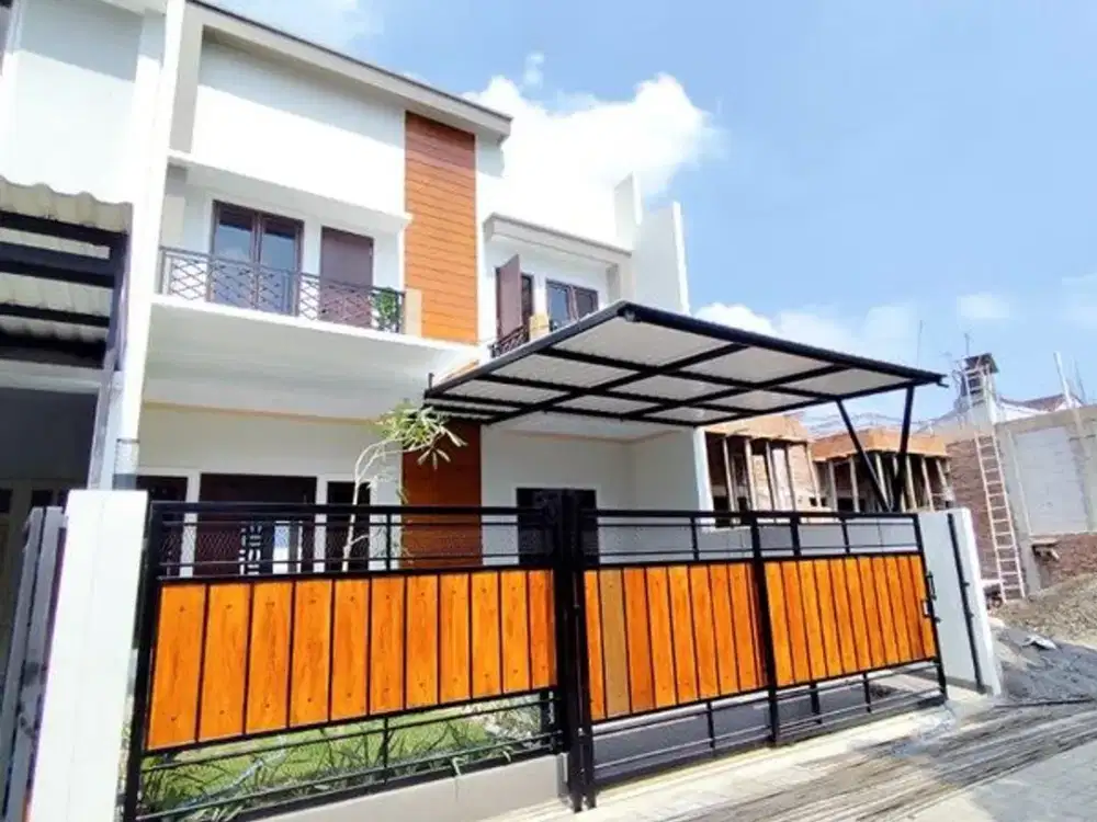 Rumah Modern Tropis 2 Lantai Dekat JCM Mall Sinduadi Sleman - Desain Elegan & Lokasi Super Strategis