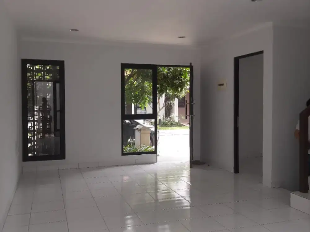 Rumah Minimalis Siap Huni di Summarecon Cluster Dayana