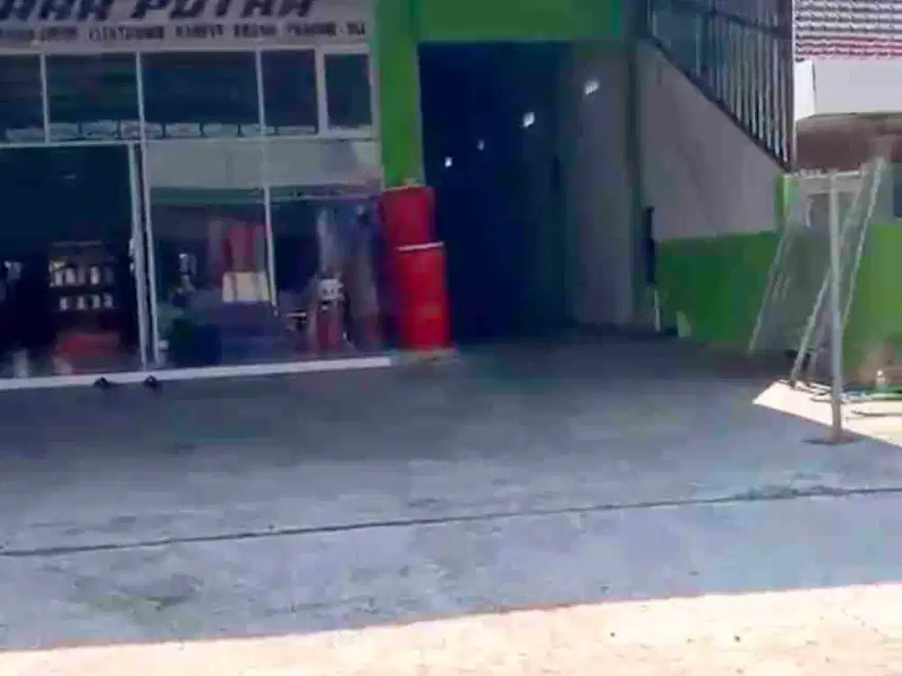 Ruko plus Gudang Luas Kalipare