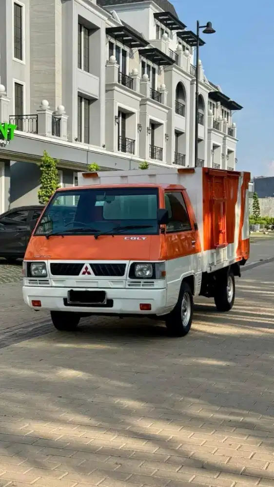 Mitsubishi L300 Box 2.5 Diesel 2013