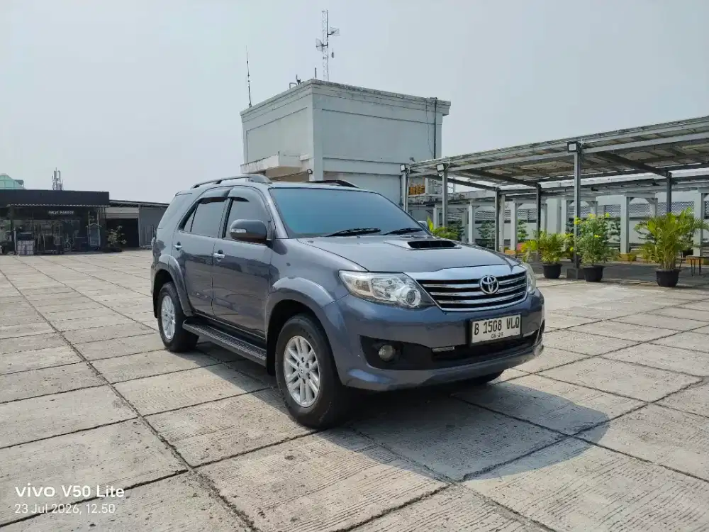 Toyota fortuner G vnt 2.5 disel matic promo menarik TDP 10% 2014