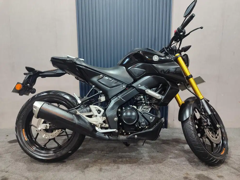 YAMAHA MT15 hitam 2020 istimewa mulus terawat siap pakai...
