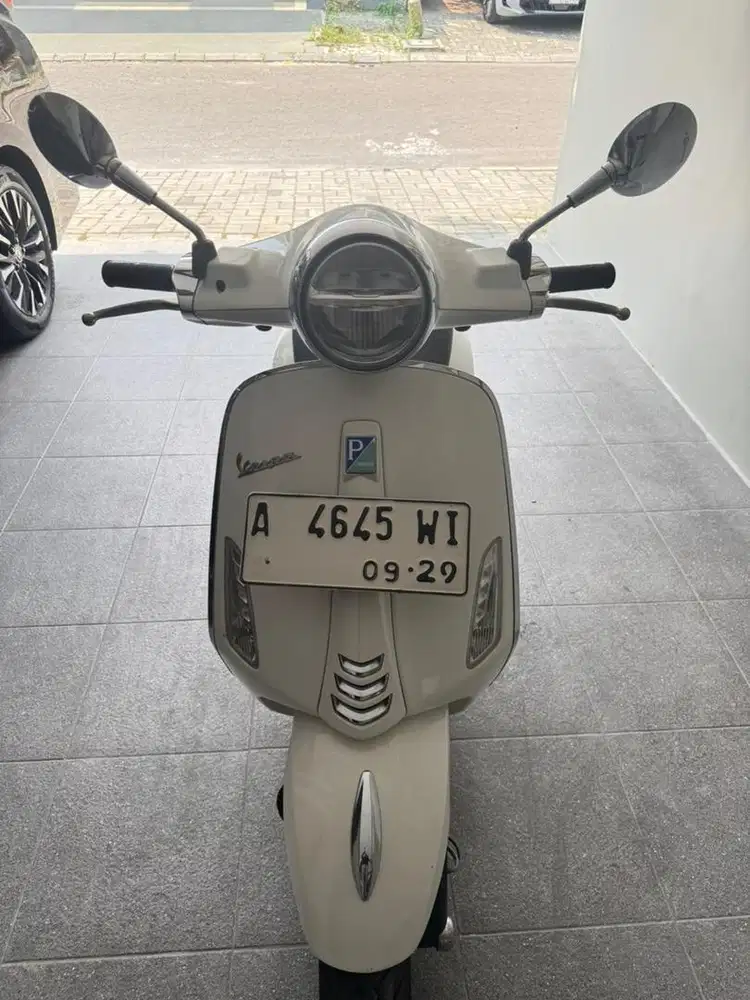 Vespa Primavera i-Get 2019 White