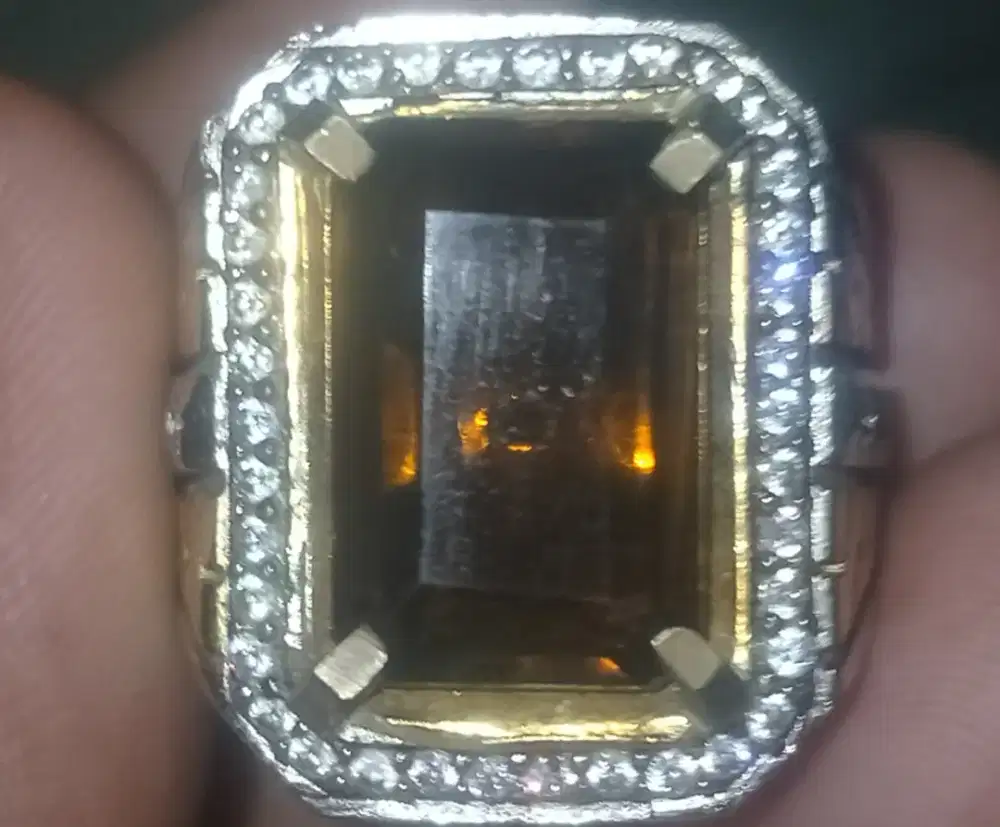 Di jual big sizes natural golden citrine