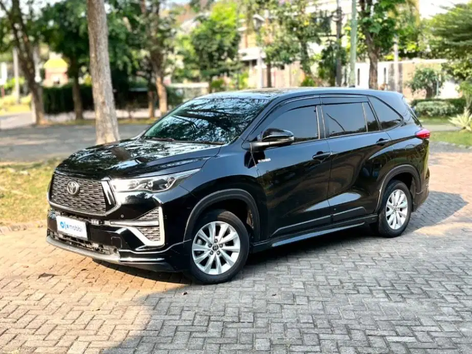 KIJANG INNOVA ZENIX 2.0 V HV CVT MODELLISTA HYBRID MATIC 2023