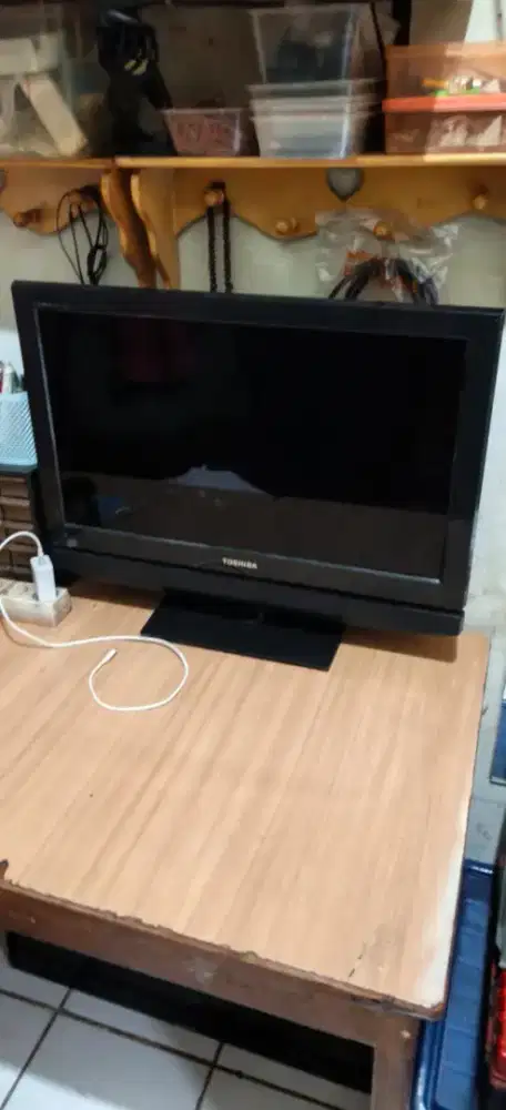 Tv Toshiba lcd 24in