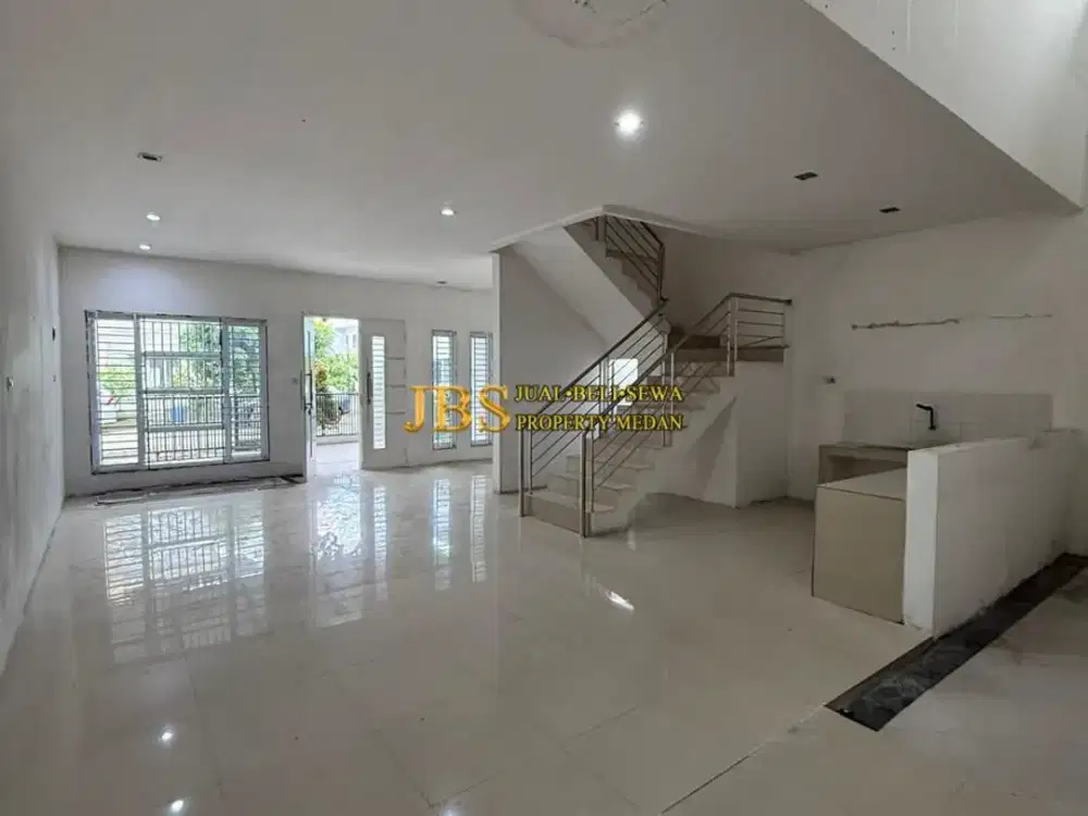 Disewakan Rumah 2,5 Tingkat di Komplek Mutiara Residence Jalan R.S. Haji