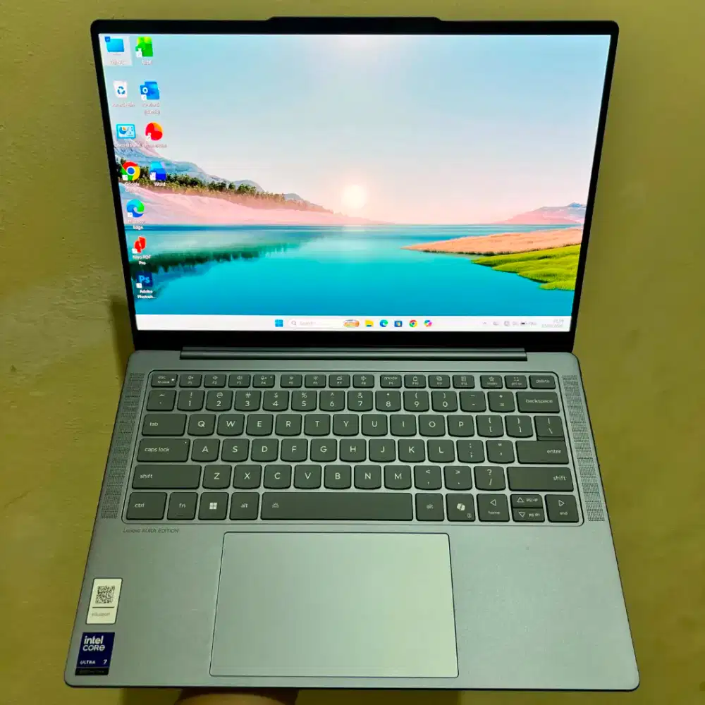LENOVO SLIM 7 14 ULTRA 7 258V TOUCHSCREEN