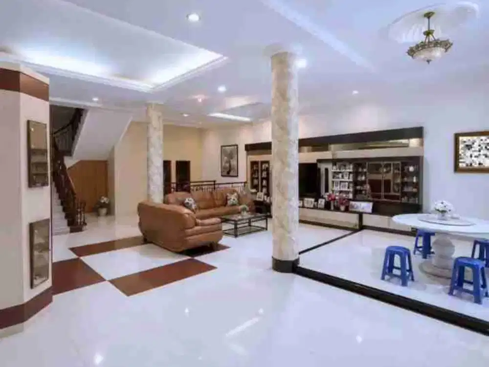 Dijual Rumah di Jelambar Jakarta Barat