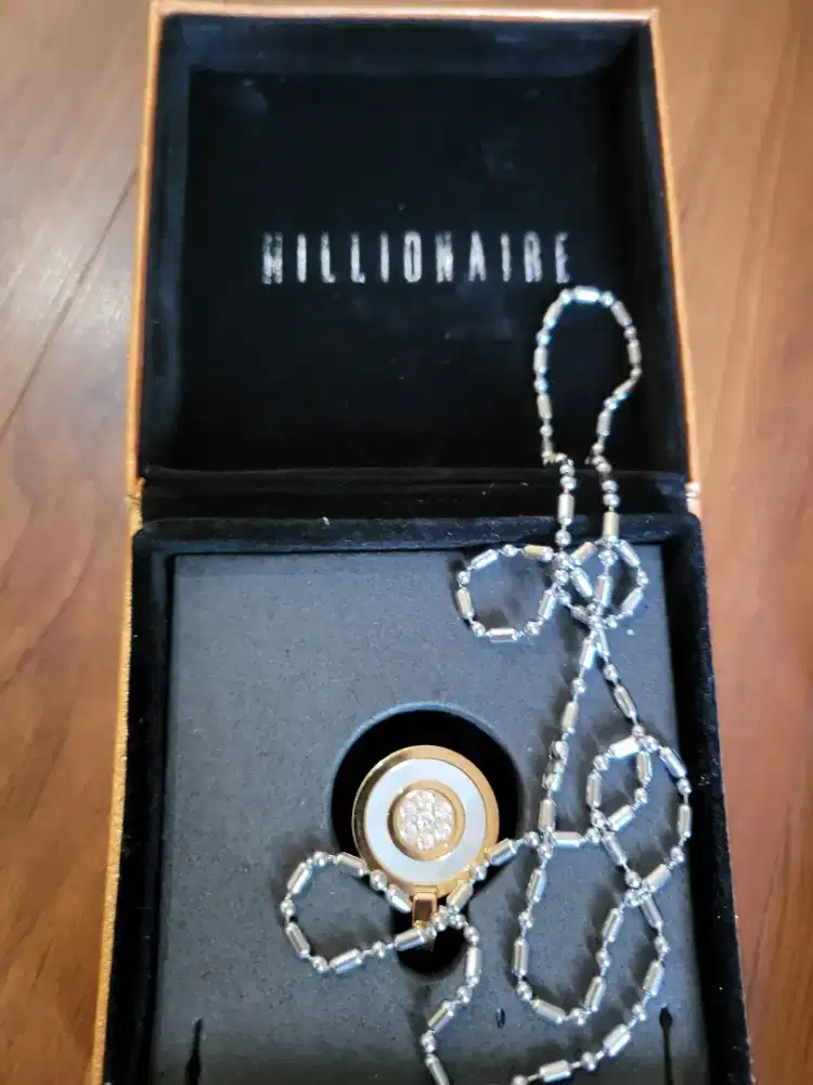 Kalung Pendant MCI