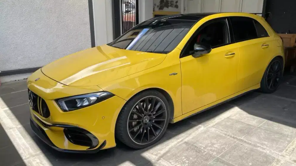 Mercedez Benz A35 AMG Sun Yellow
